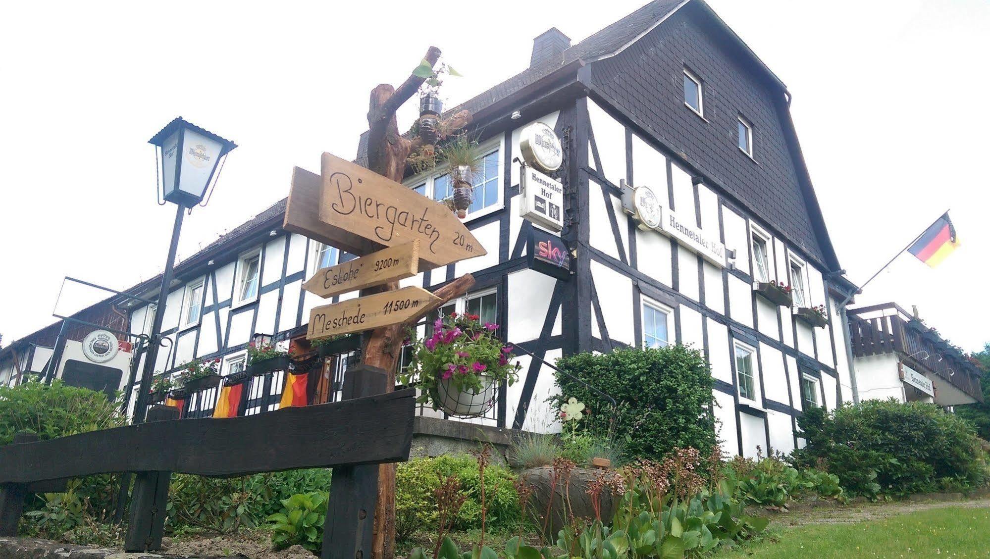 Hennetaler Hof Hotel Erflinghausen Exterior foto
