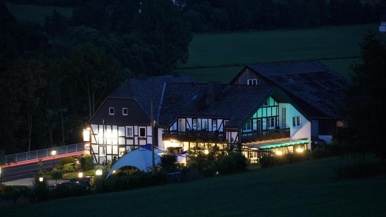 Hennetaler Hof Hotel Erflinghausen Exterior foto